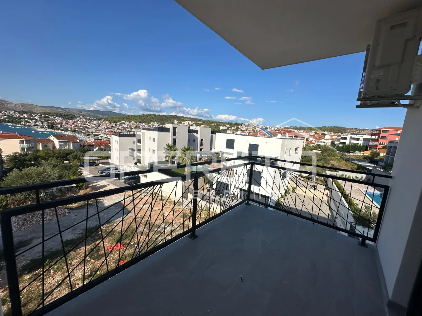 penthouse novogradanja 160 m2, pogled more, terasa, otok čiovo - slika 6
