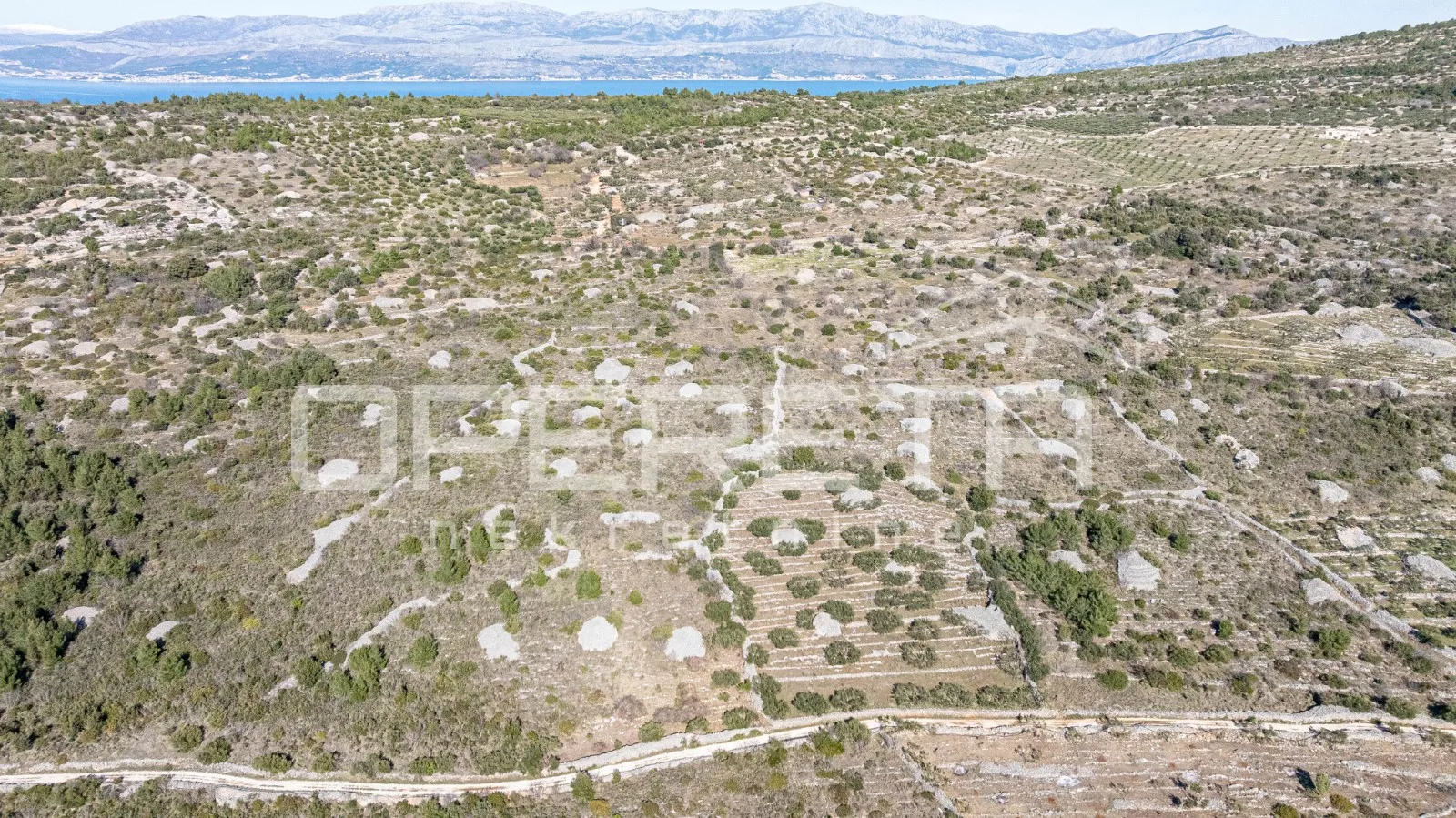 zemljište u unutrašnjosti otoka brača, 4112 m2, donji humac - slika 4