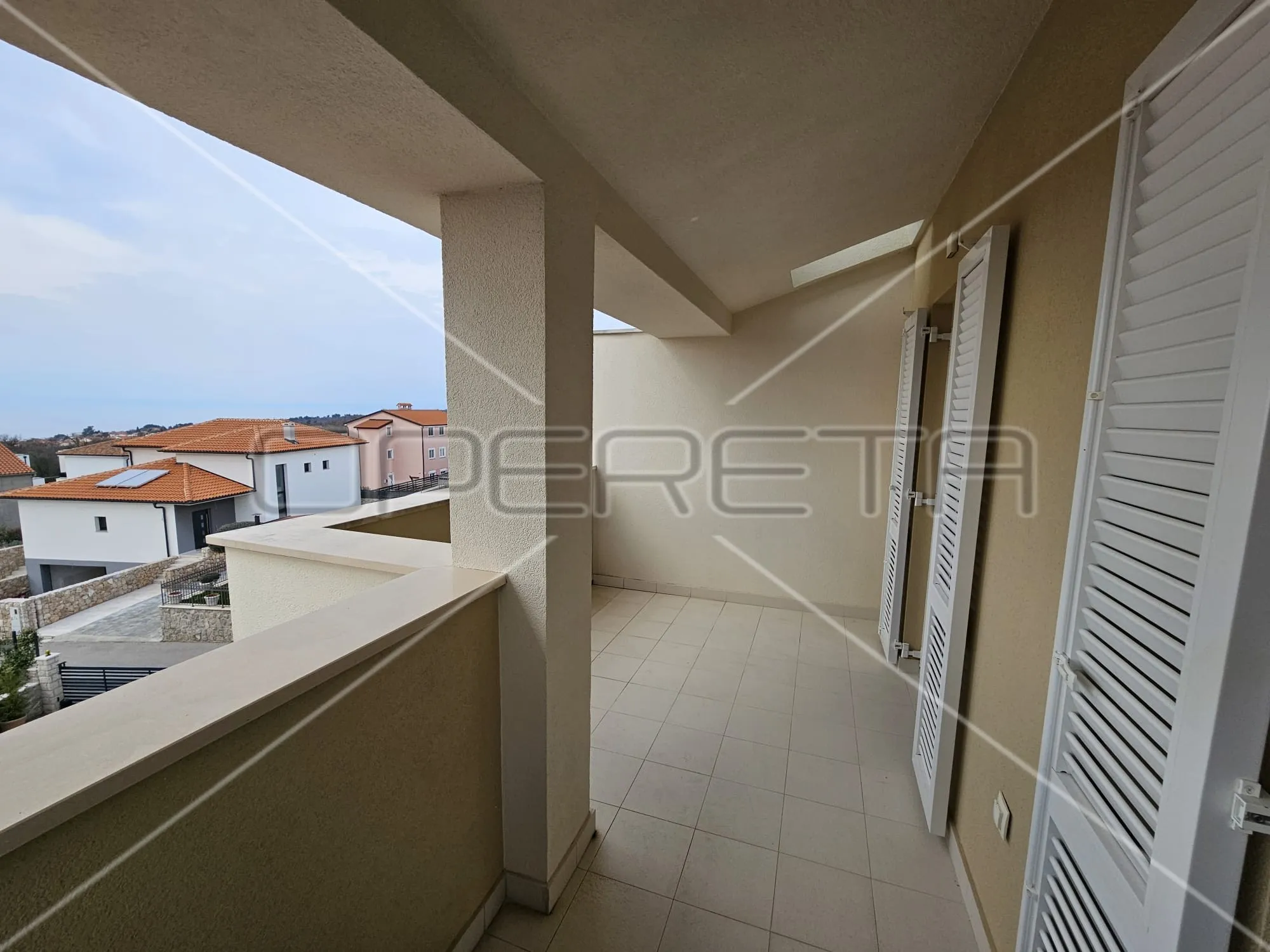 malinska, noviji duplex 4bdr s dvije terase, 2 parkirna mjesta, pogled more, atr - slika 23