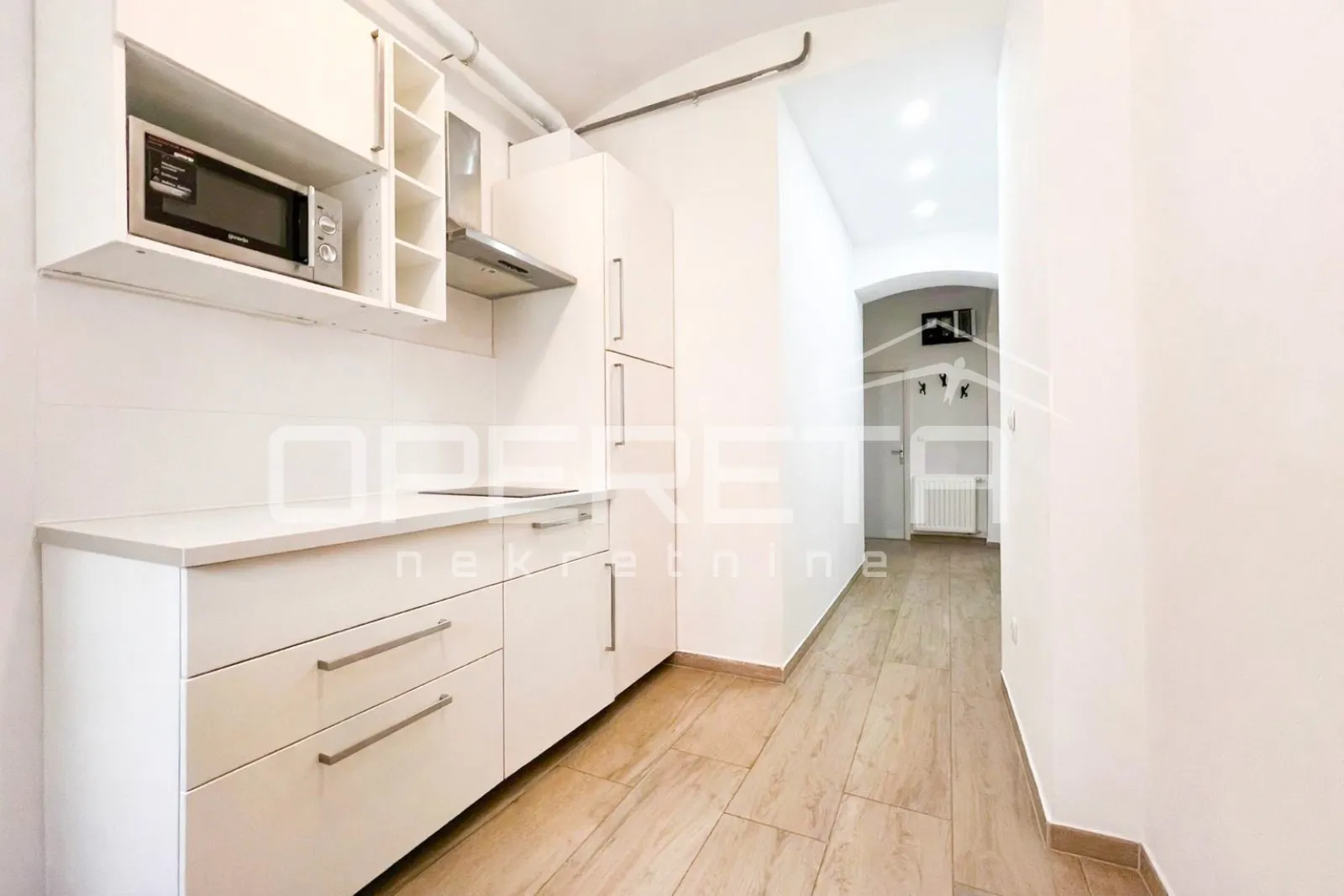 prodaja, stan, centar, palmotićeva ulica , 2s, 45m2 - slika 3
