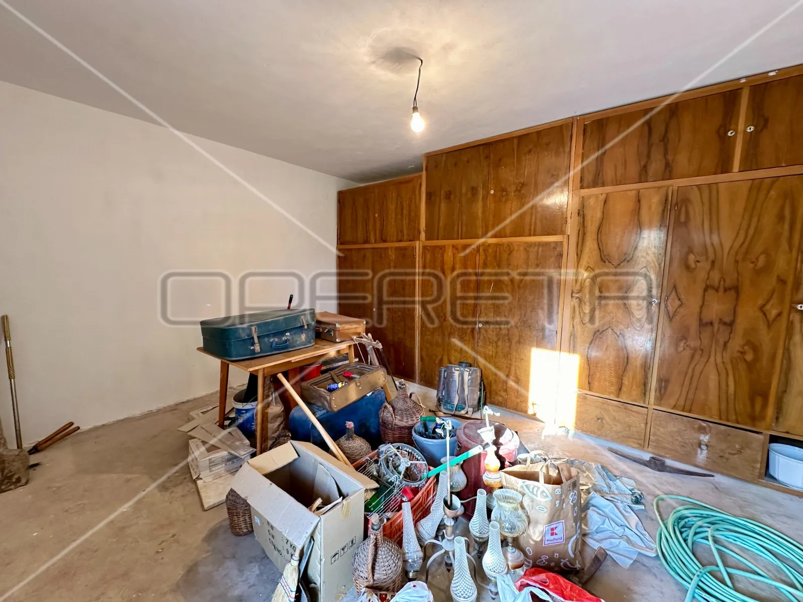 kuća na 80 m od mora sa 6 stanova, tisno, 350 m2 - slika 36