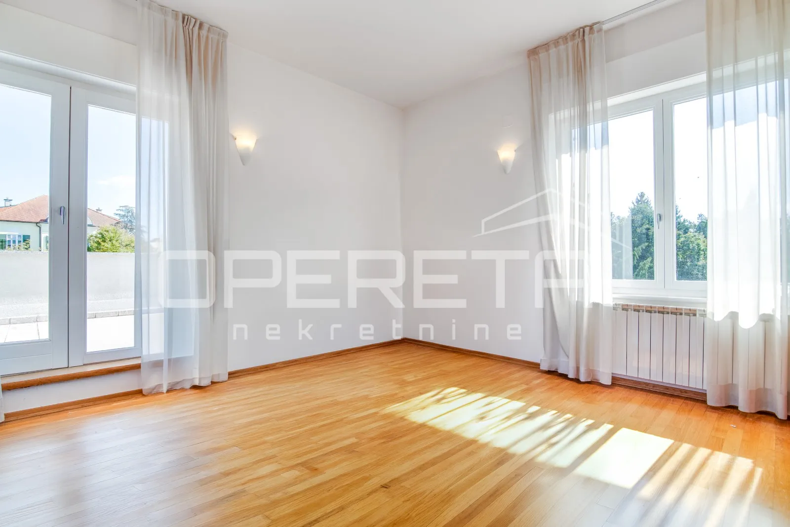 Prodaja, Stan, Tuskanac, 44m2, Terasa. - Tuškanac