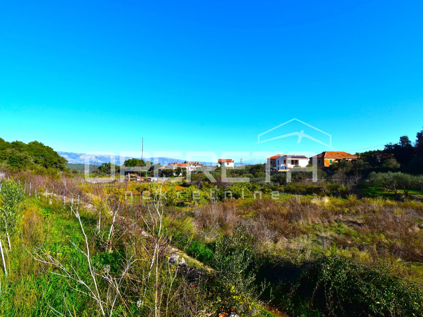 rijetka prilika – zemljište 3.112 m², dol, otok hvar - slika 3