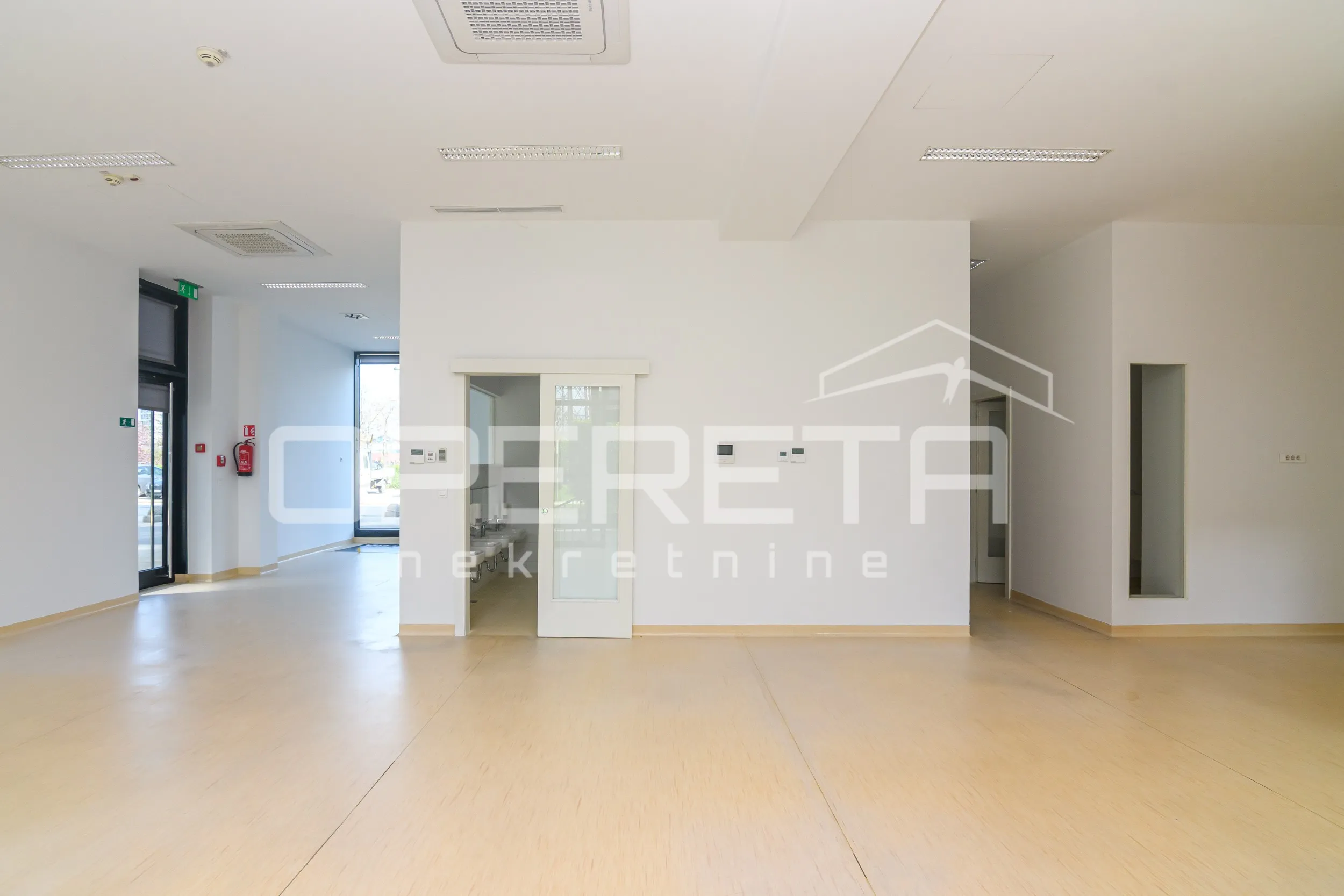 najam, ulični lokal, trnje, strojarska cesta, 400m2 - slika 9