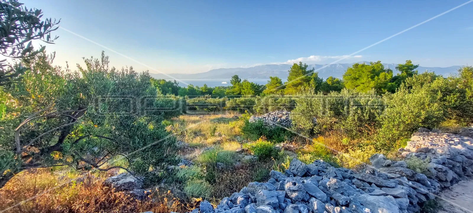 zemljište, supetar otok brač, pogled na more i idejni projekt za 4 luksuzne vile - slika 6