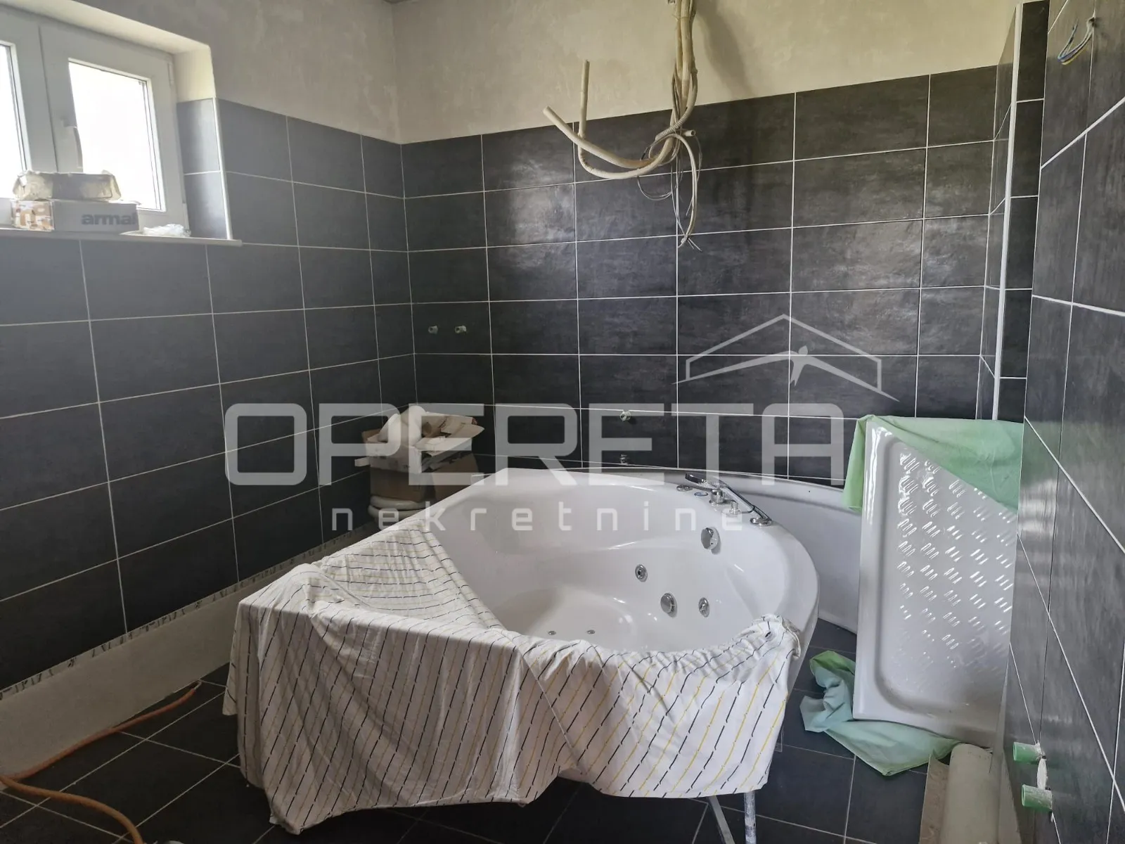 obiteljska kuća s pogledom na blatsko polje, blato, otok korčula - slika 5