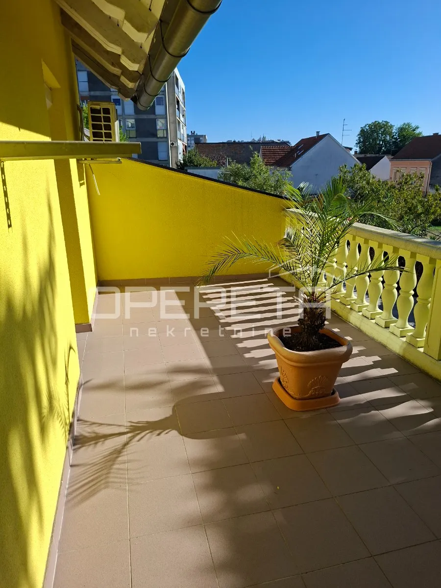 prodaja, kuća, centar, centar, samostojeća, 184m2 - slika 26