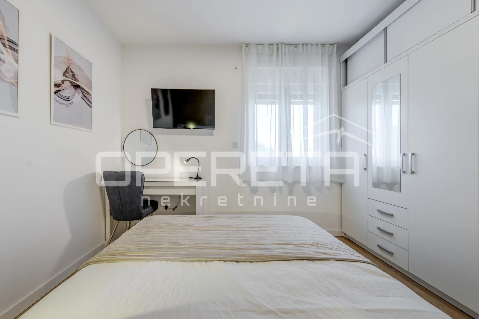 novoizgrađena moderna vila s garažom i bazenom, kaštel novi - slika 7