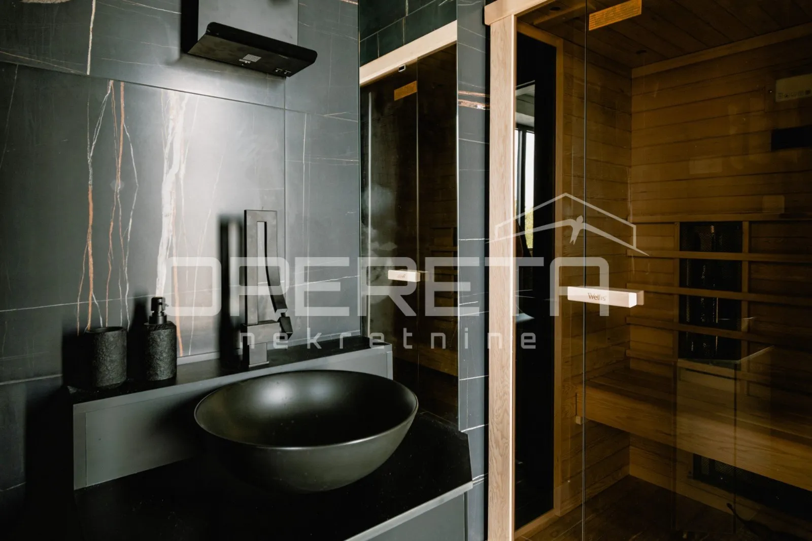 *** vodice - moderna vila s bazenom *** - slika 10