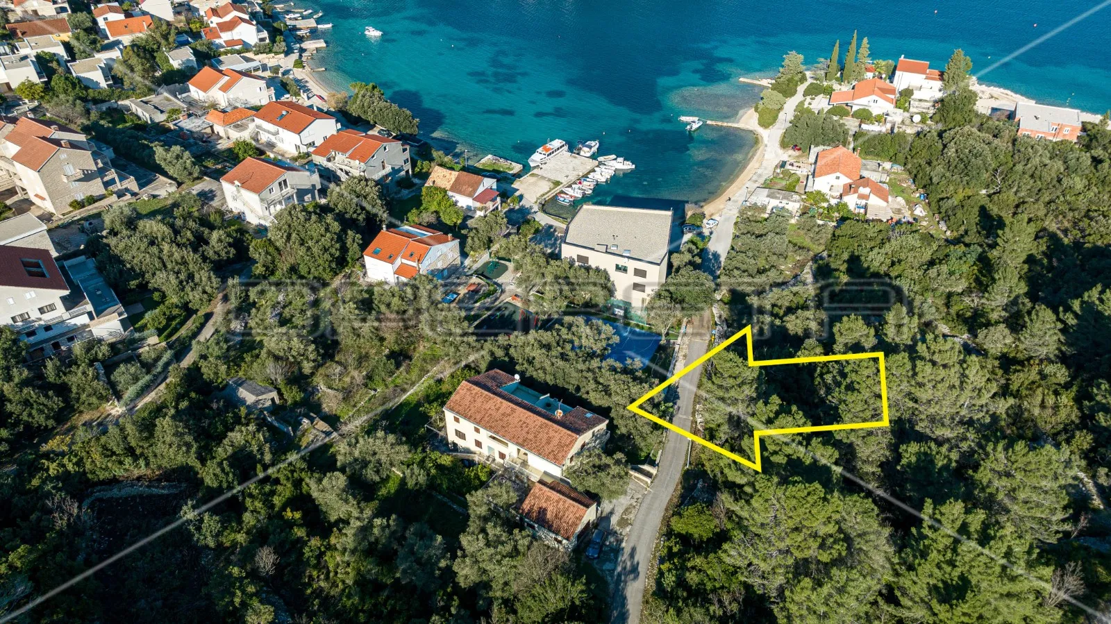 investicija, kuća sa poslovnim prostorom, žrnovska banja, otok korčula - slika 11