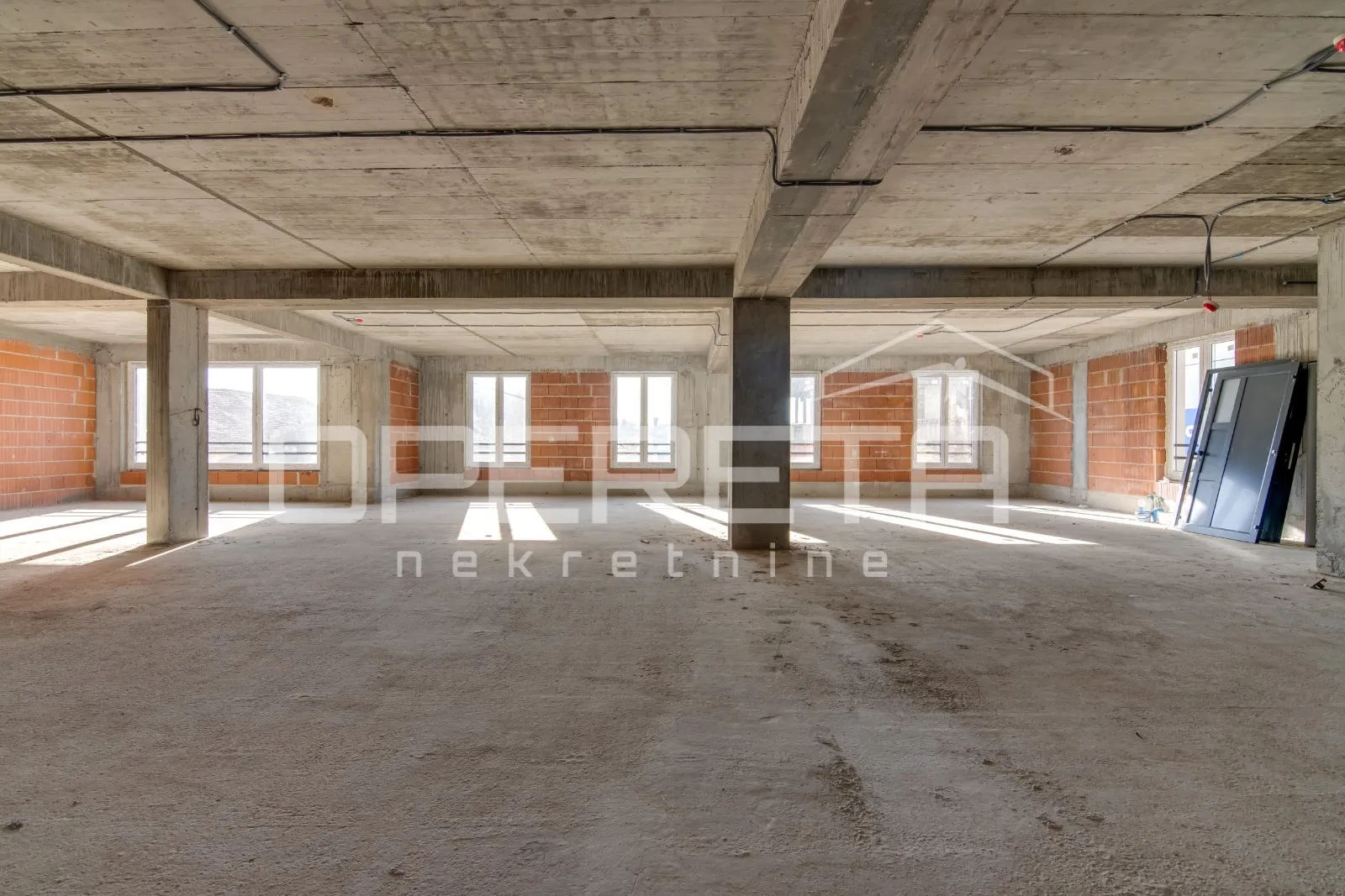 najam, ured, sveti ivan zelina-okolica, braće radića, 296m2 - slika 2