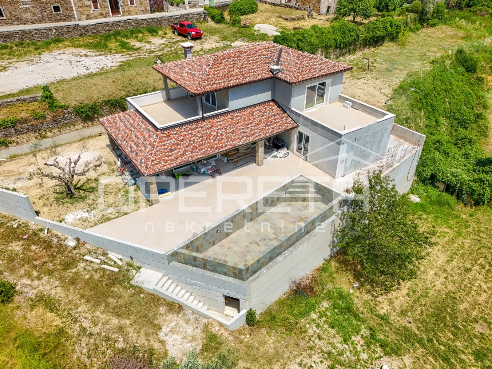 istra, momjan- samostojeća kuća, s predivnim otvorenim pogledom - slika 4