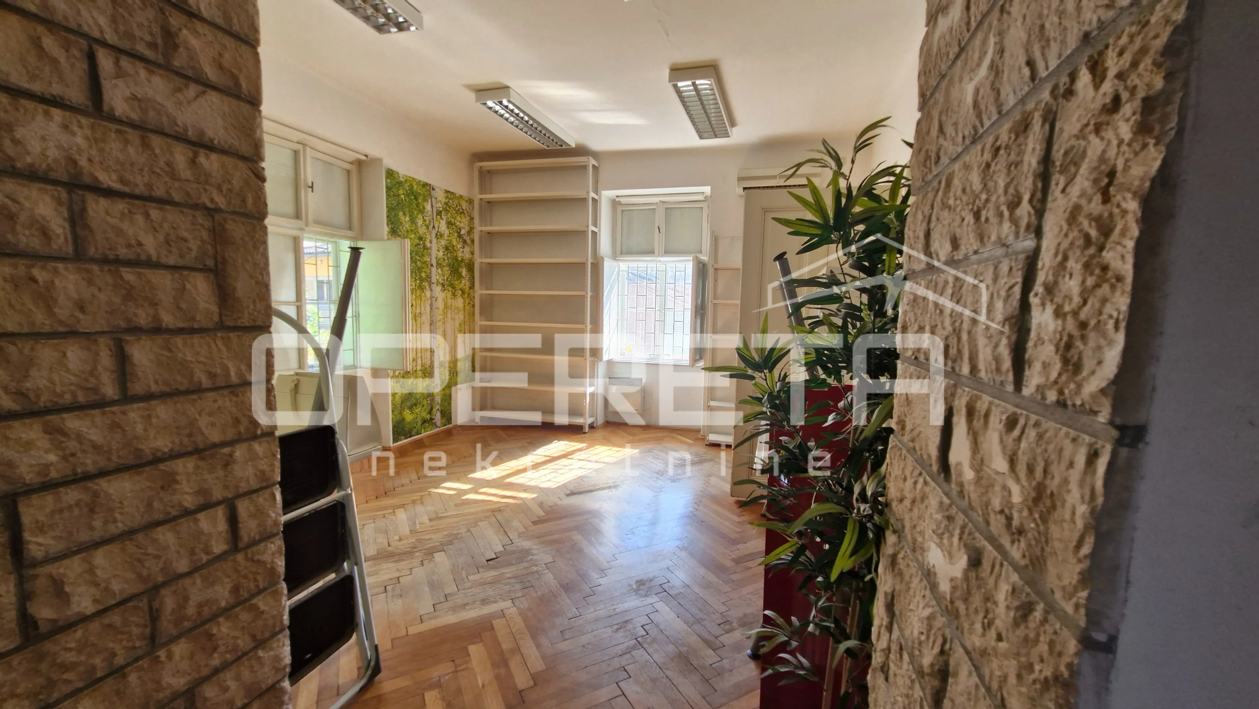opatija, strogi centar– stan u prizemlju s terasom, idealan za život ili najam - slika 5