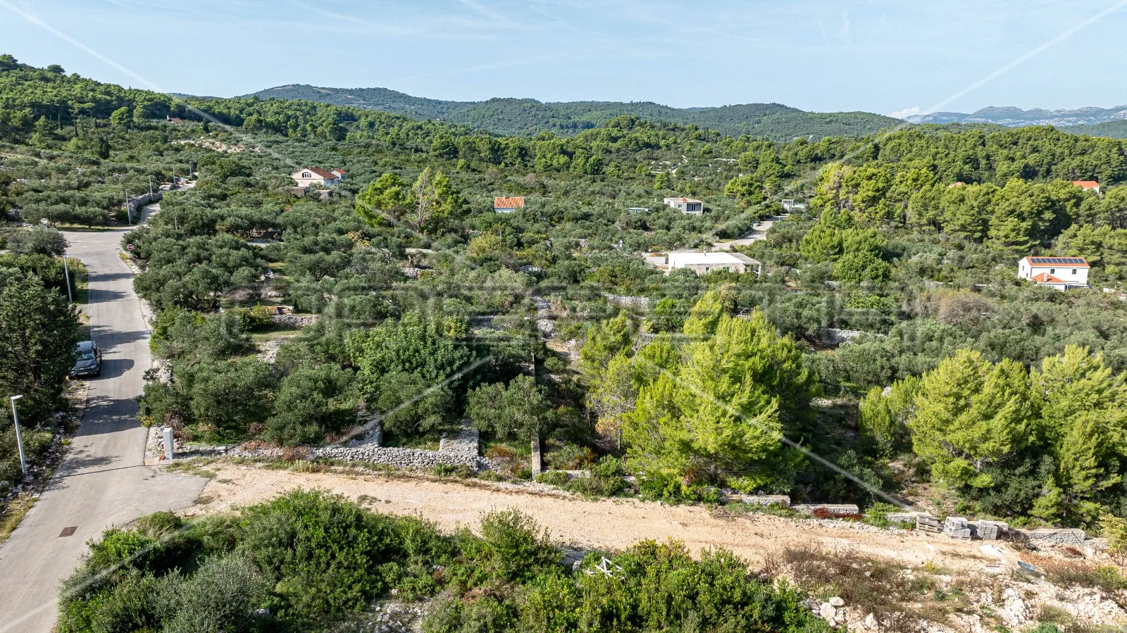 lumbarda - idealno zemljište od 740m2 za gradnju obiteljskog doma ili turističko - slika 4