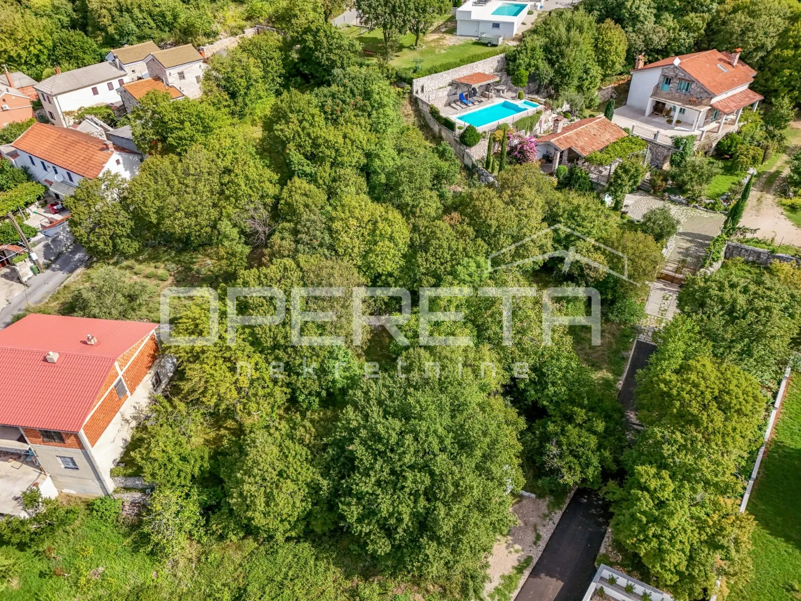 prodaja, građ.zemljište, novi vinodolski, centar bribira, 2014m2, pogled na more - slika 2
