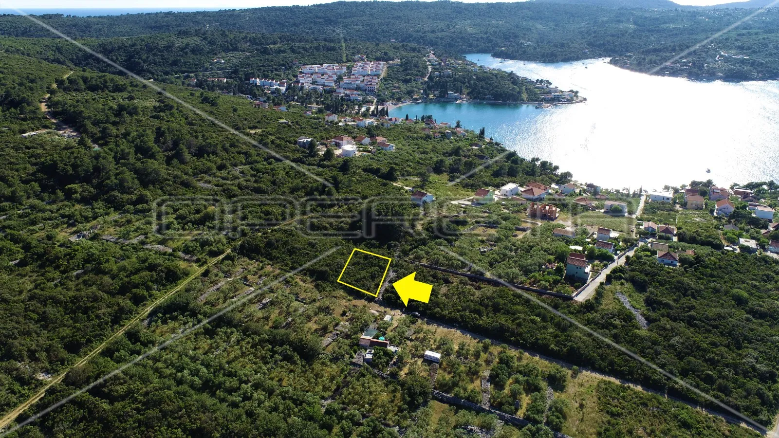 građevinsko zemljište 884 m2, m1 namjena, pogled na more, nečujam, otok šolta - slika 3