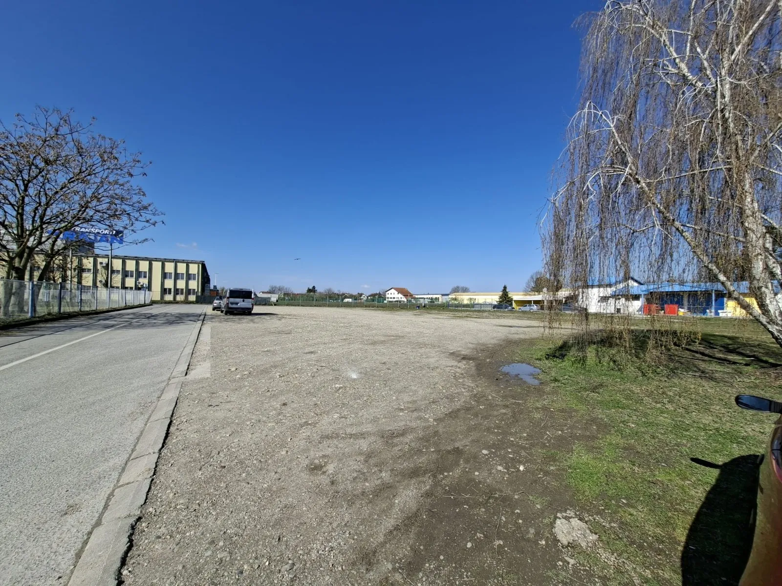 poslovna zgrada u biškupcu s odličnom povezanošću - slika 26
