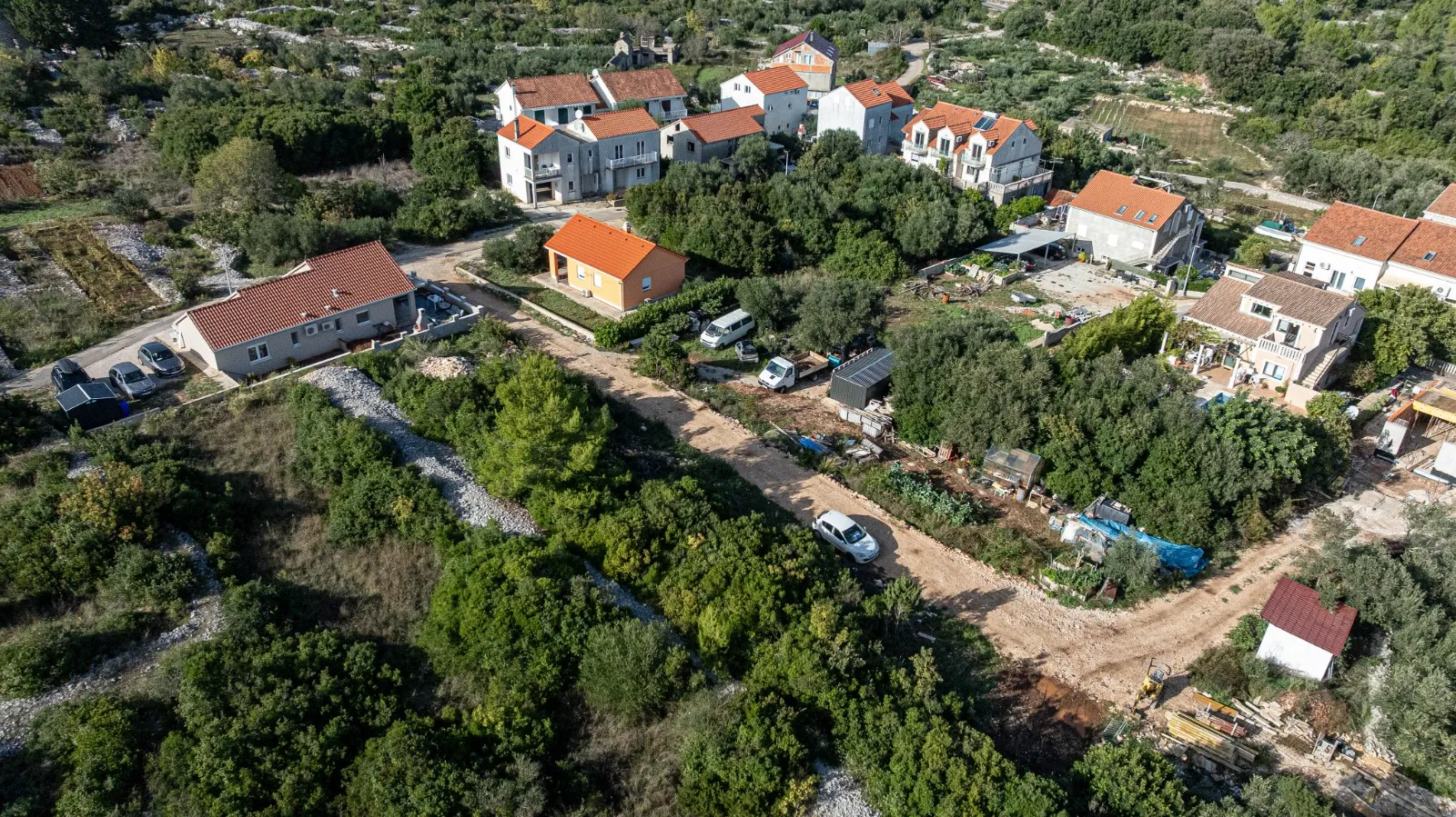 mirna lokacija – zemljište 480 m2, korčula - slika 10