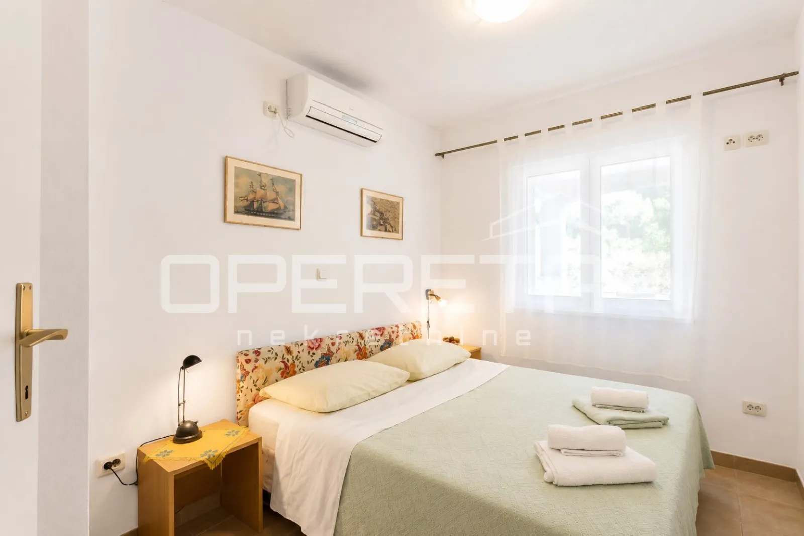 korčula, dva apartmana s pogledom i velikom terasom - slika 14