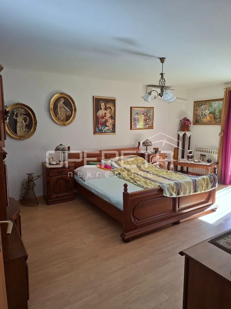 prodaja, kuća, centar, centar, samostojeća, 184m2 - slika 31