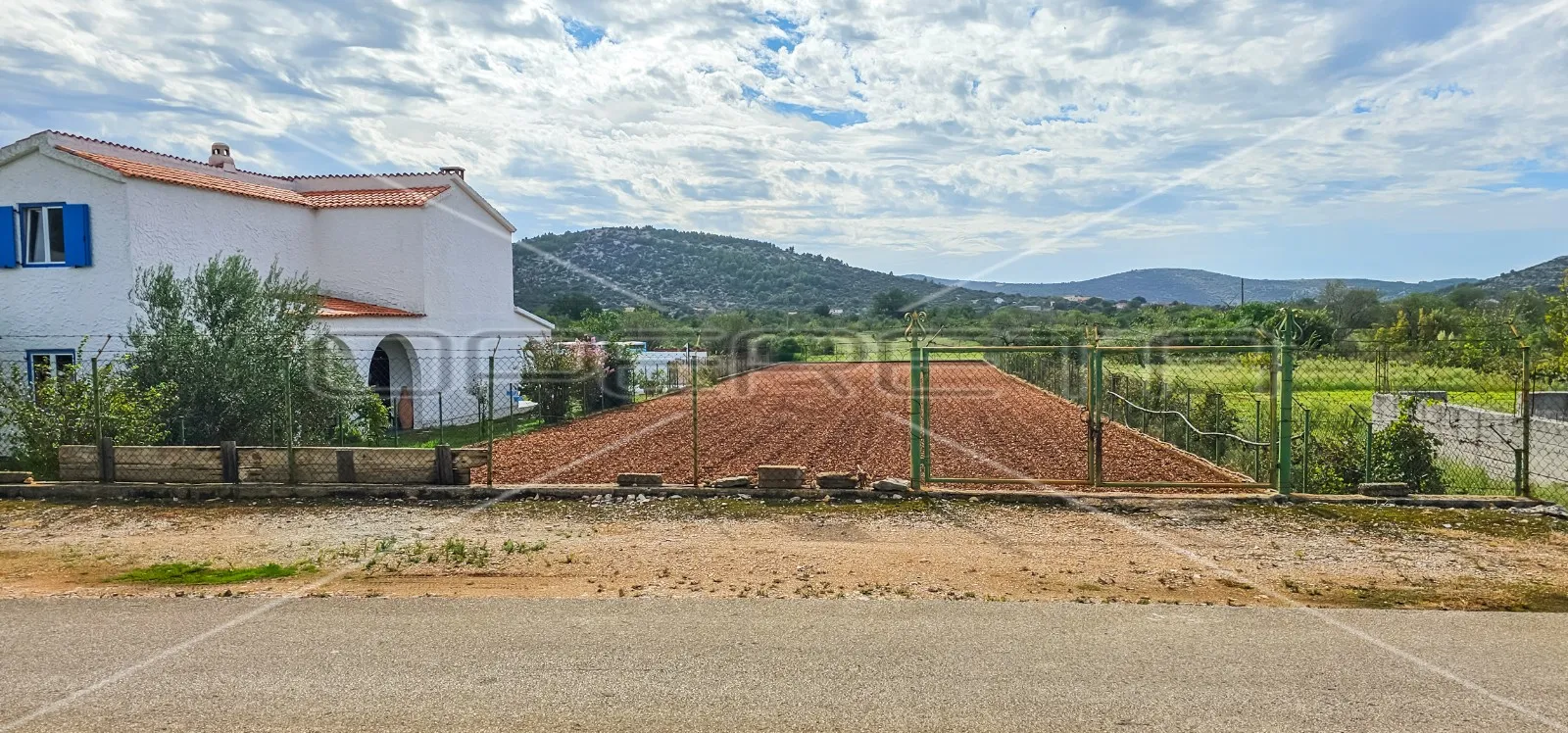 atraktivno građevinsko zemljište blizu mora 1283 m² - slika 3