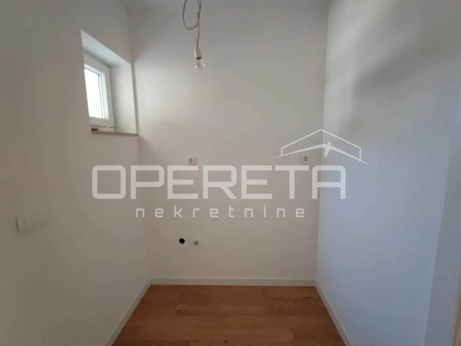 novogradnja, 2s stan 75 m2 sa poslovnim prostorom 30 m2, vrt i garaža - slika 10