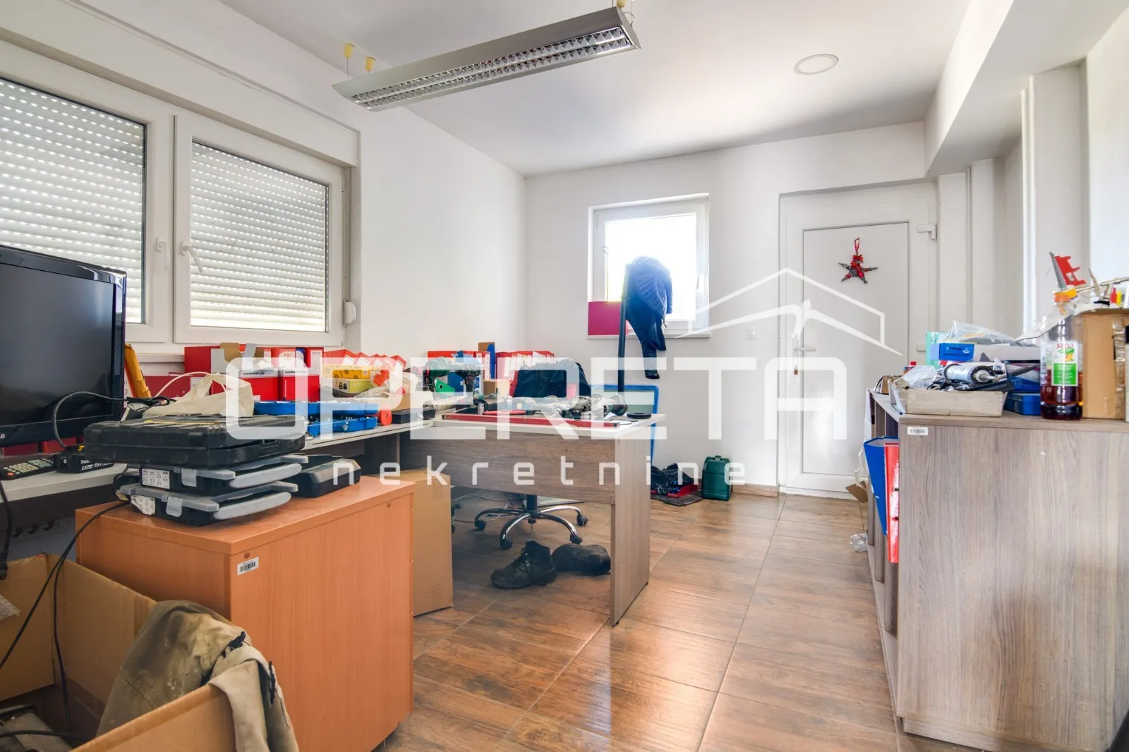 najam, hala-skladište, hrnetić, kaštel 55, 6600m2 - slika 13