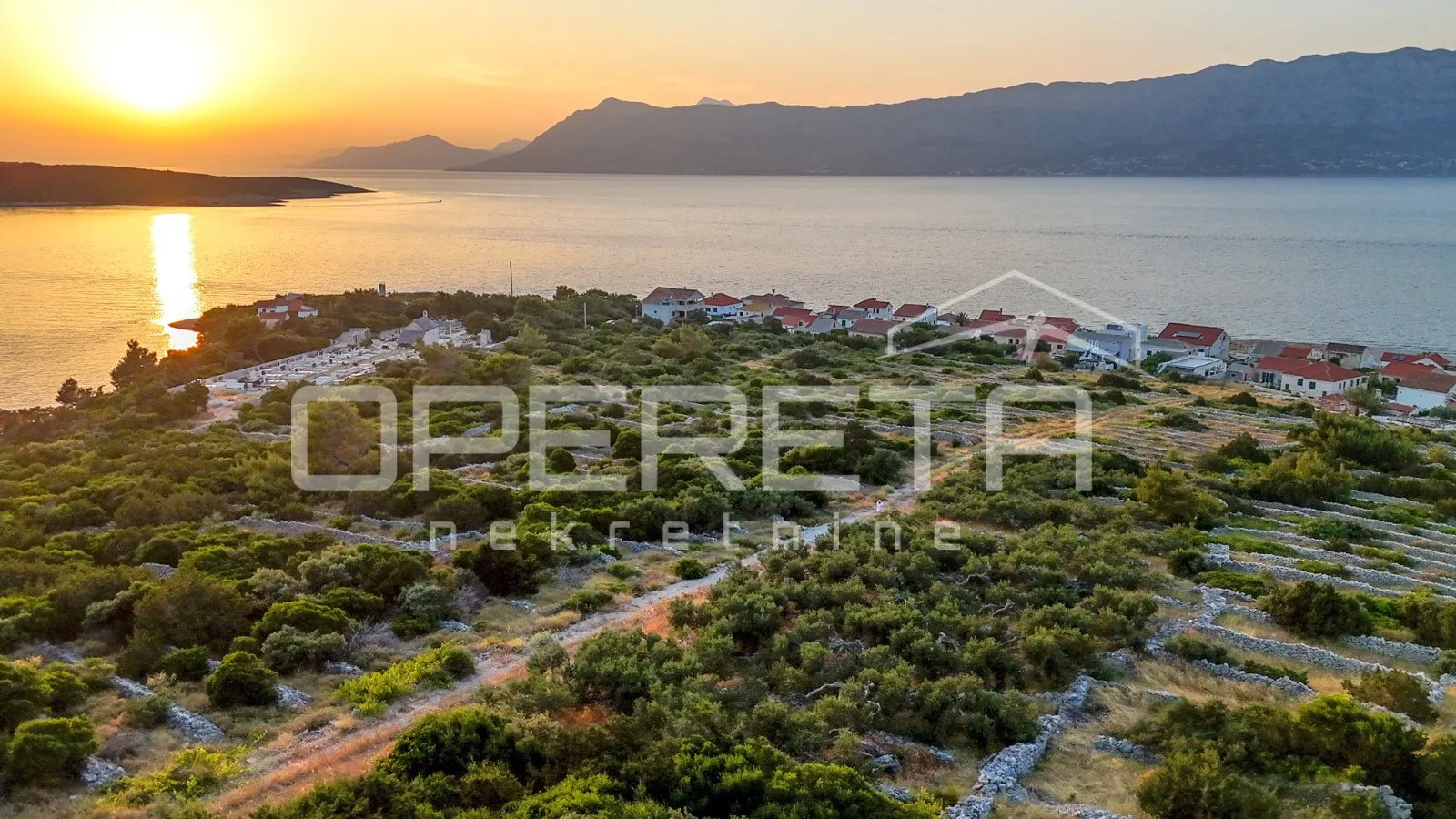 povlja, brač - ekskluzivna parcela s pogledom na more - slika 2