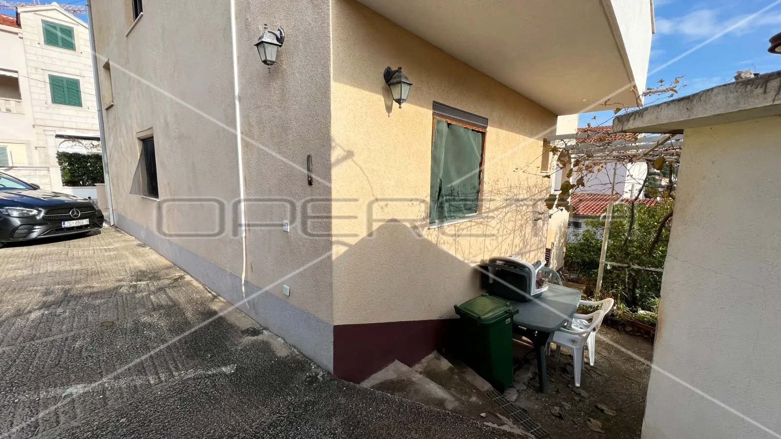 apartmanski objekt na otoku čiovu, uvala mavarčica , 150 metara od mora - slika 20