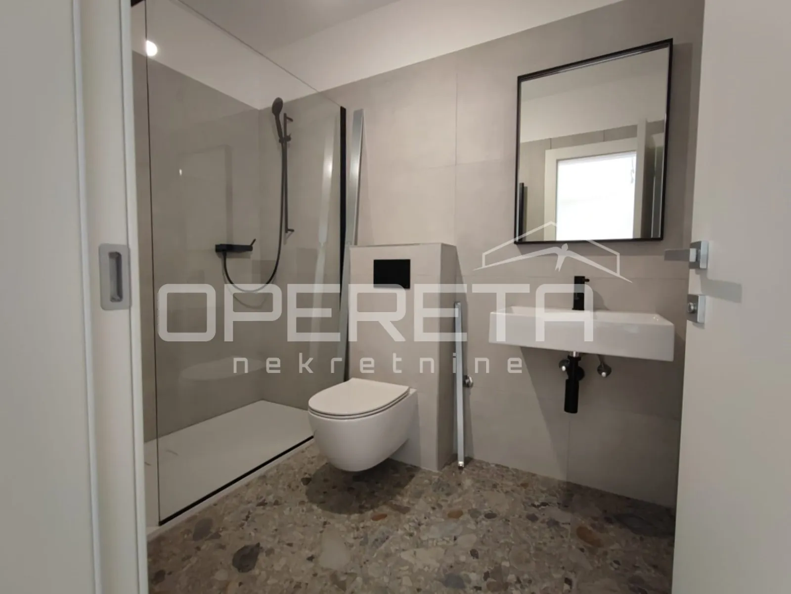 novogradnja, 2s stan 75 m2 sa poslovnim prostorom 30 m2, vrt i garaža - slika 8