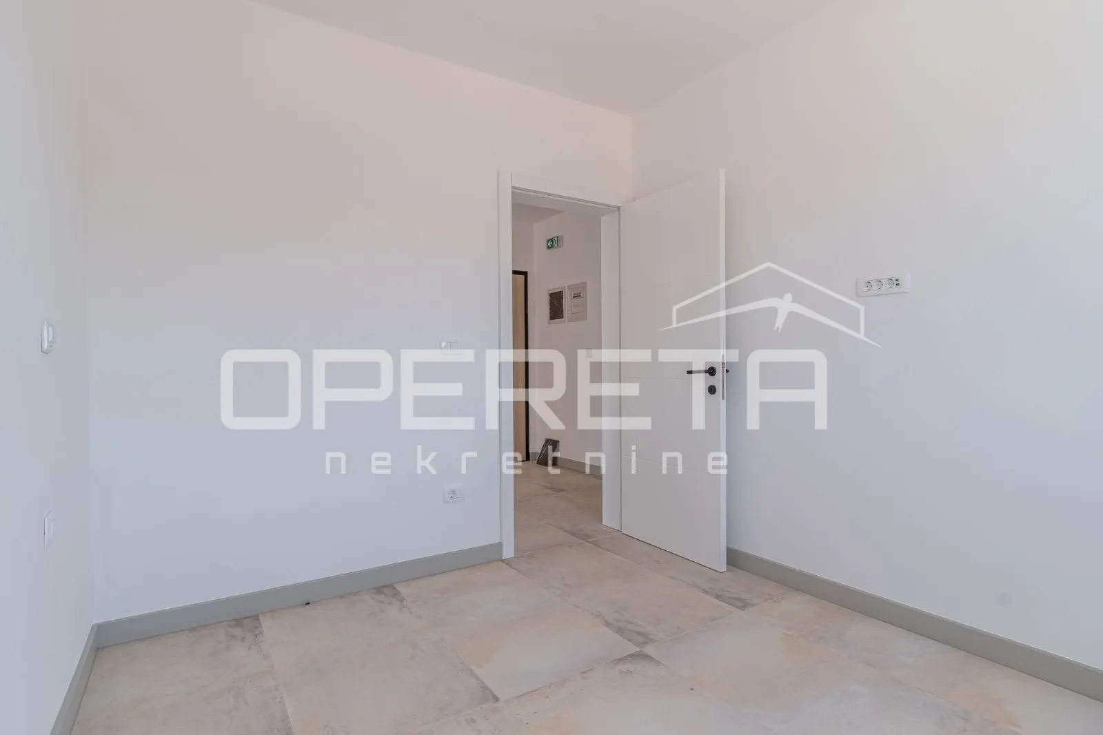 istra, banjole - okolica, luksuzan stan sa bazenom i vrtom, 3ss, garaža, blizina - slika 6