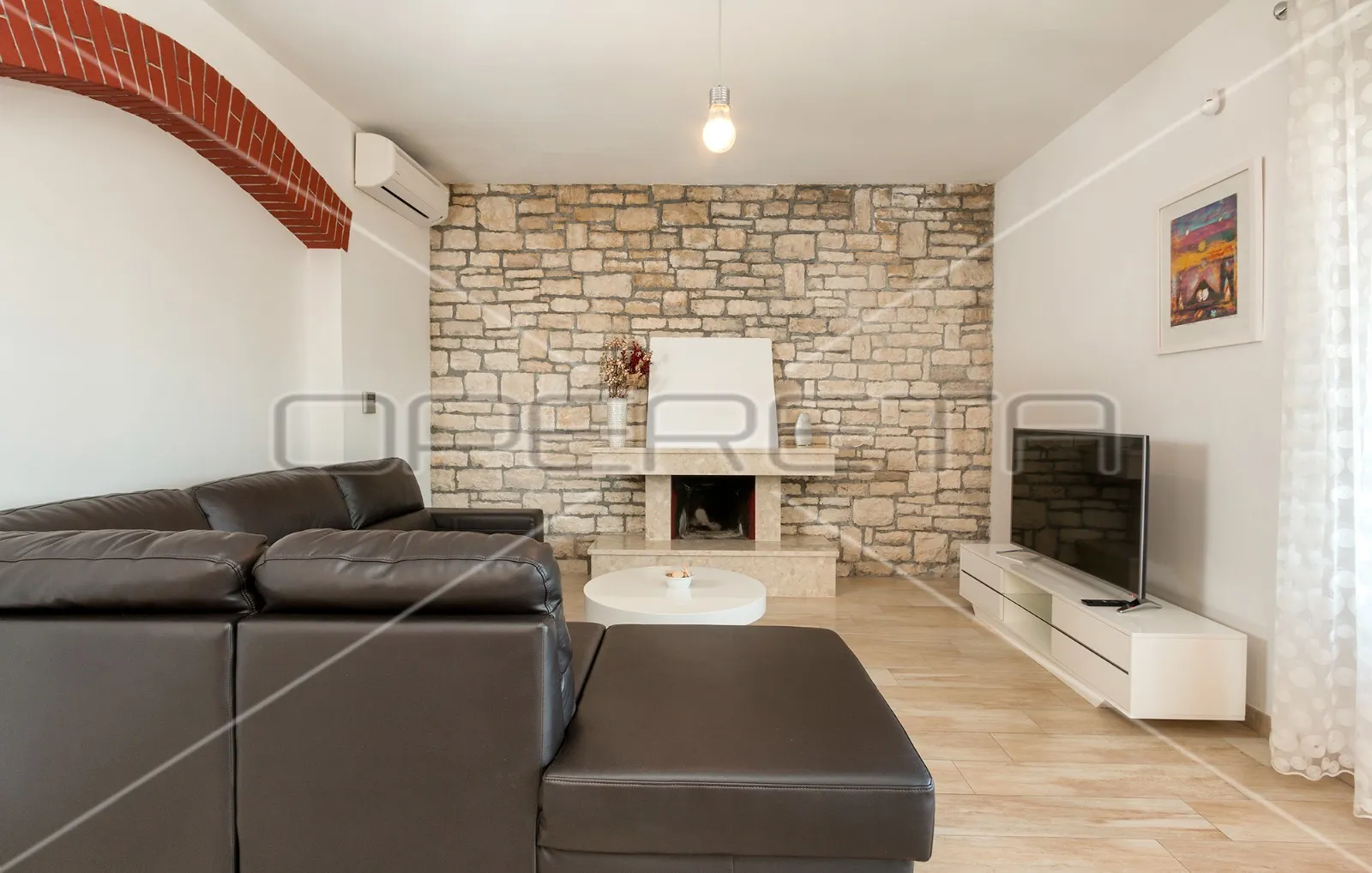 apartmanska kuća s bazenom na top lokaciji u puli - slika 13