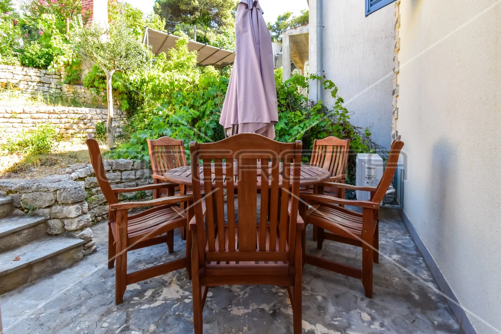 kuća na atraktivnoj lokaciji s pogledmo na more, splitska, otok brač - slika 23