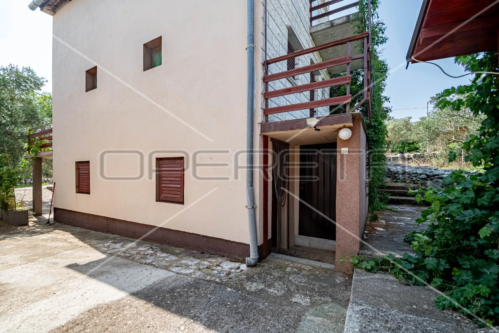 kuća sa 7 apartmana, 250 m do mora, lumbarda - slika 36