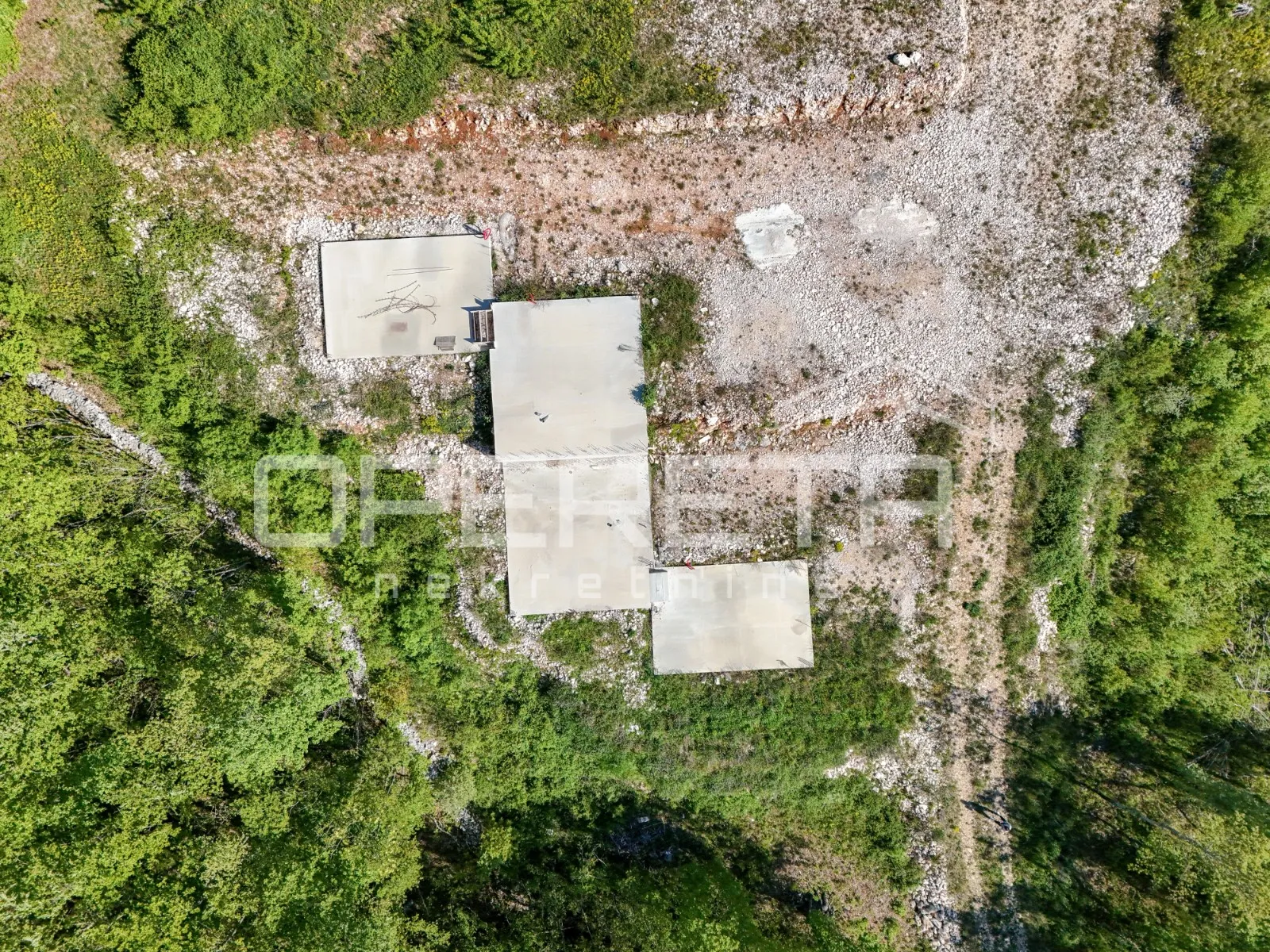 istra, tinjan- građevinsko zemljište s projektom i započetom gradnjom- idealna i - slika 5