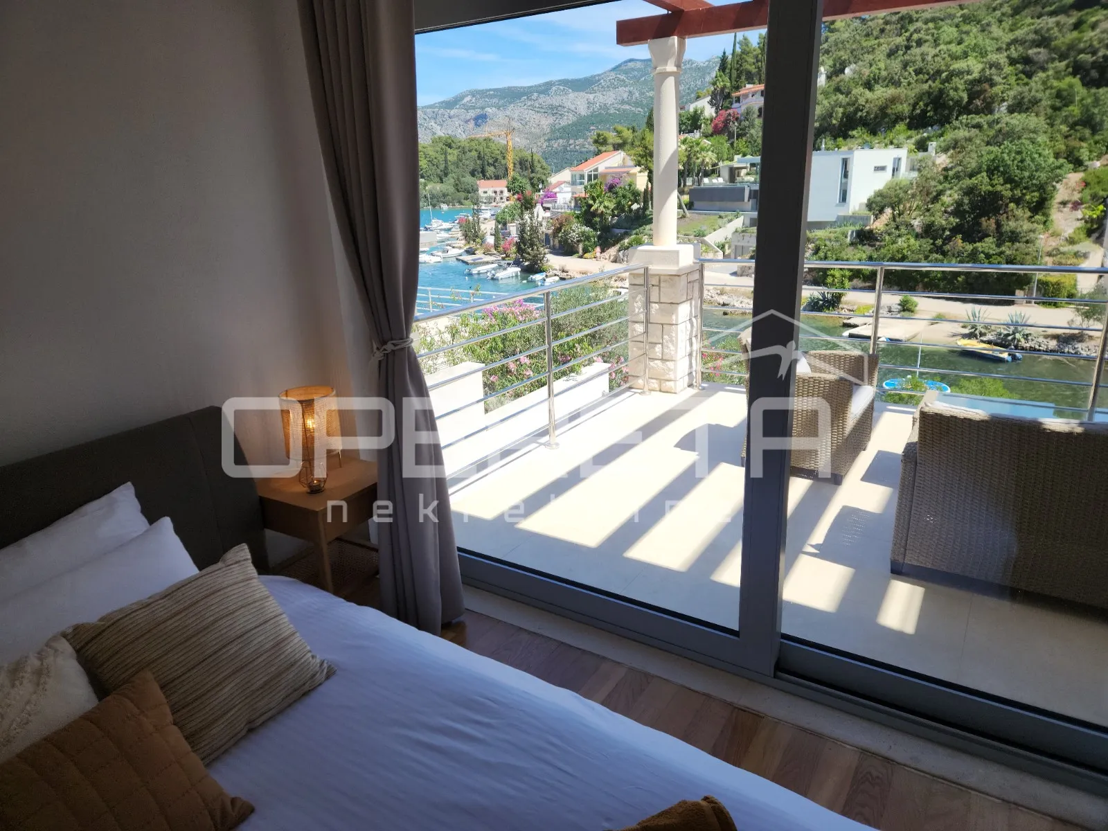 korčula, vila prvi red do mora - slika 5
