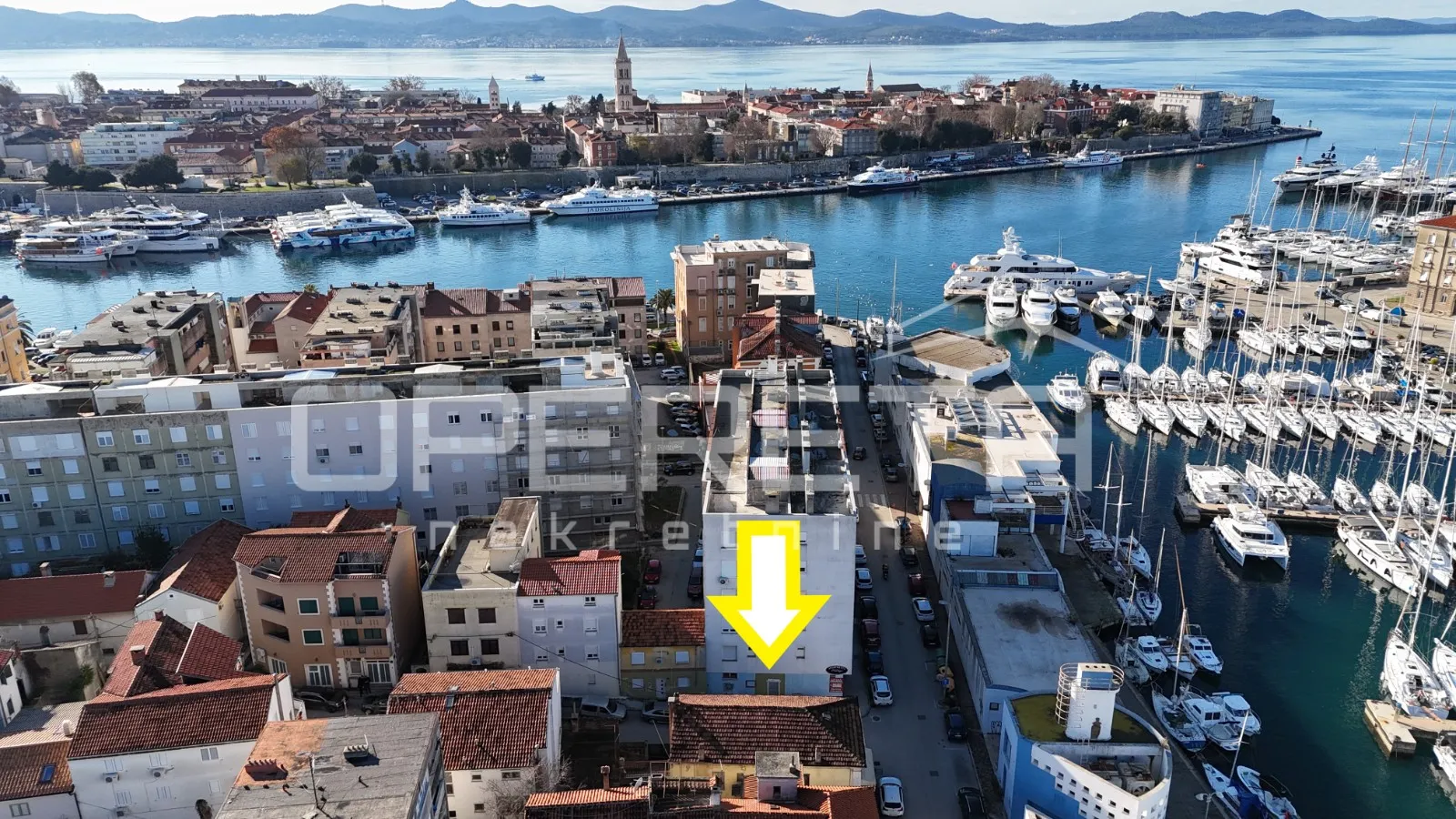 ZADAR, CENTAR - Kuća s konobom, 20m od mora - Voštarnica