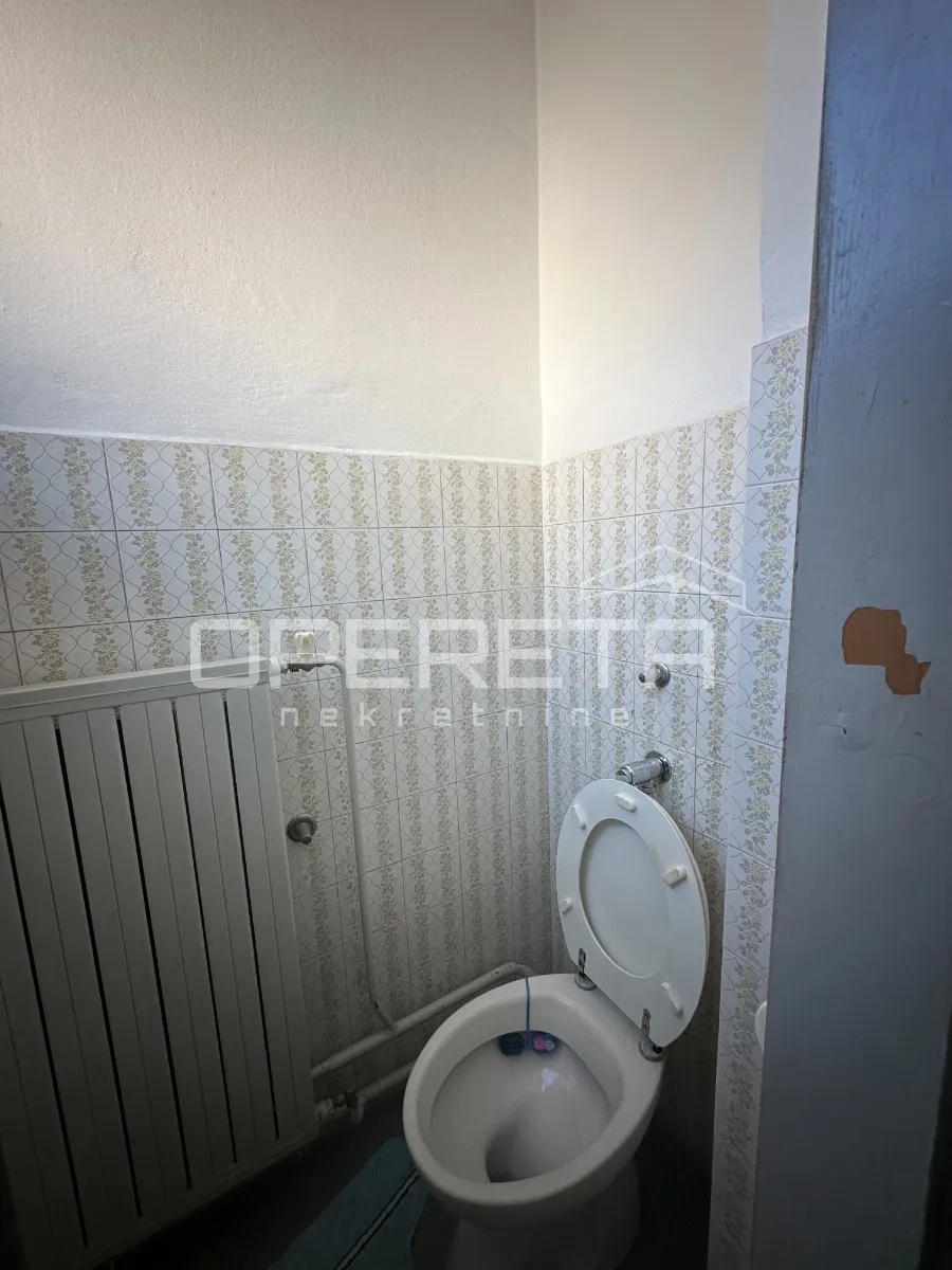 dvojni objekt. dvije kuće. prodaja. centar varaždina. - slika 19