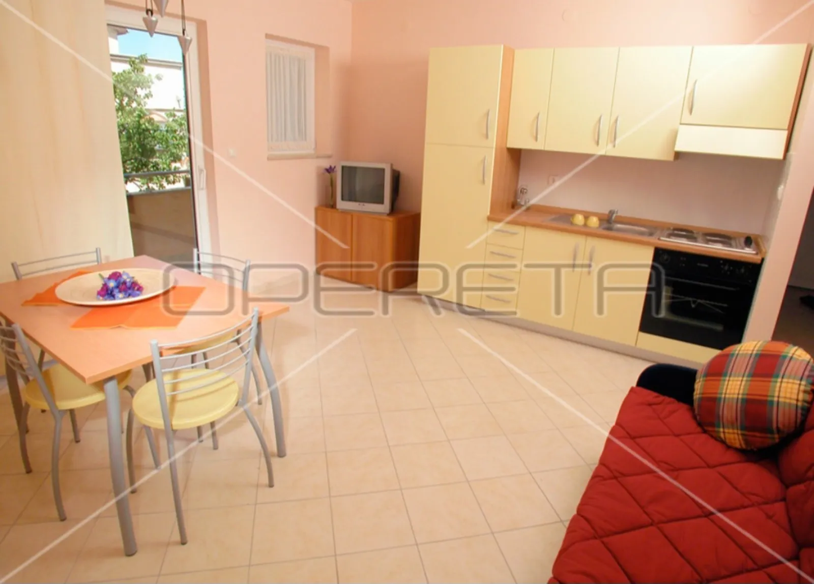 Istra, Premantura, Aparthotel sa 13 etažiranih apartmana u blizini mora, odlična