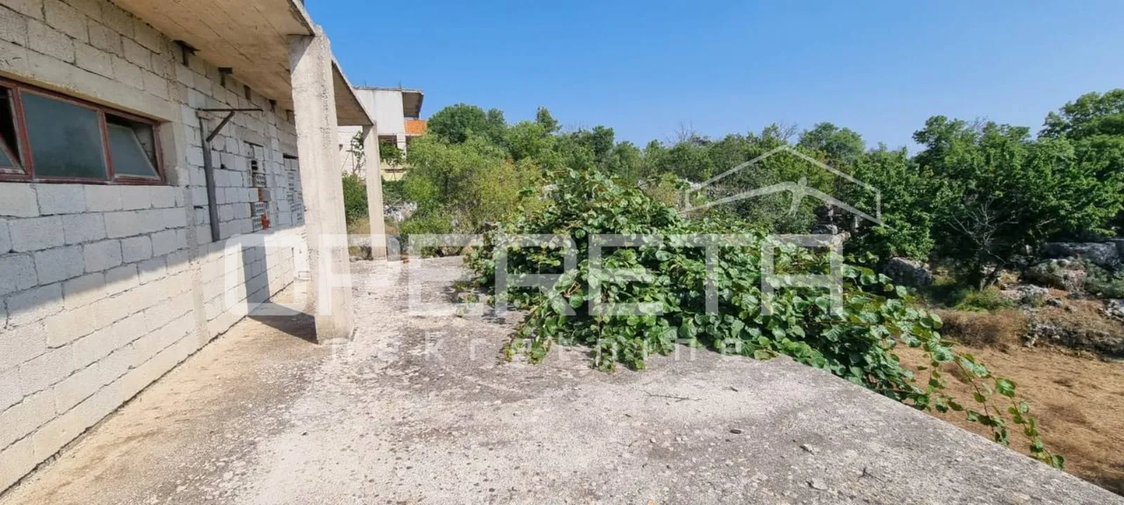 građevinsko zemljište s kućom na braču – humac gornji | 1.820 m² - slika 2