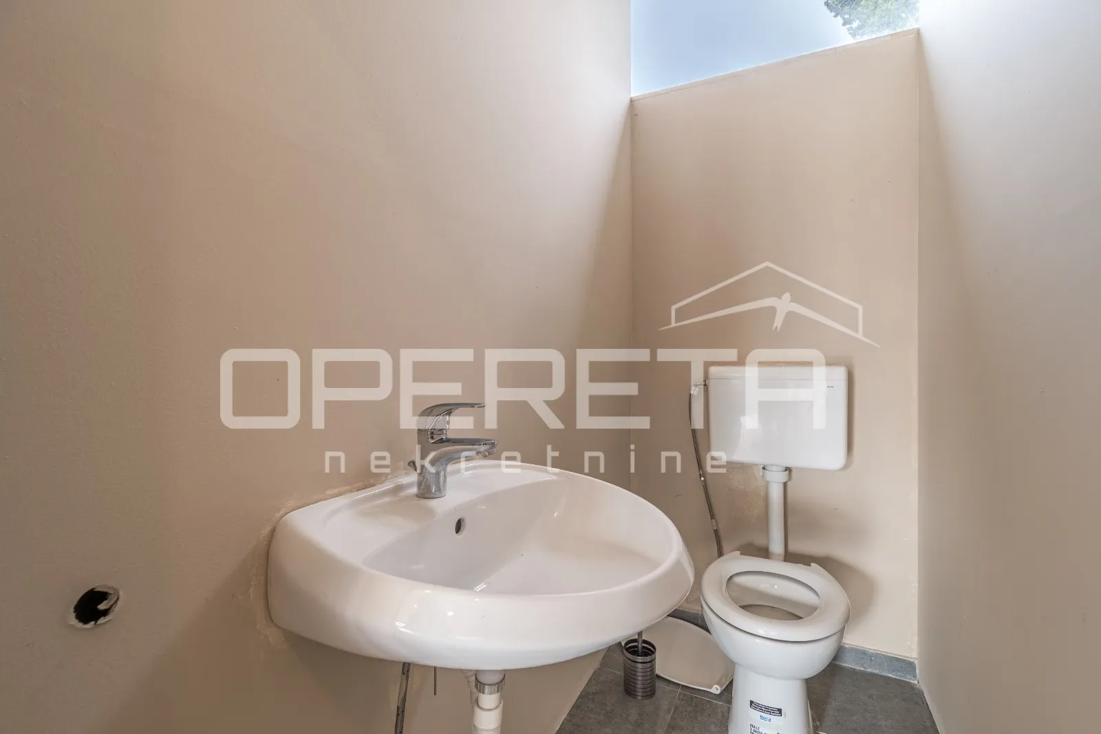 najam, poslovna zgrada, poreč, poreč, 28m2 - slika 6