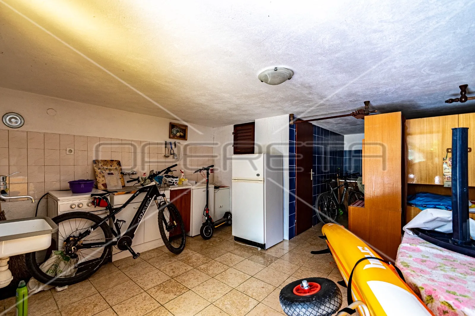 kuća sa 7 apartmana, 250 m do mora, lumbarda - slika 13
