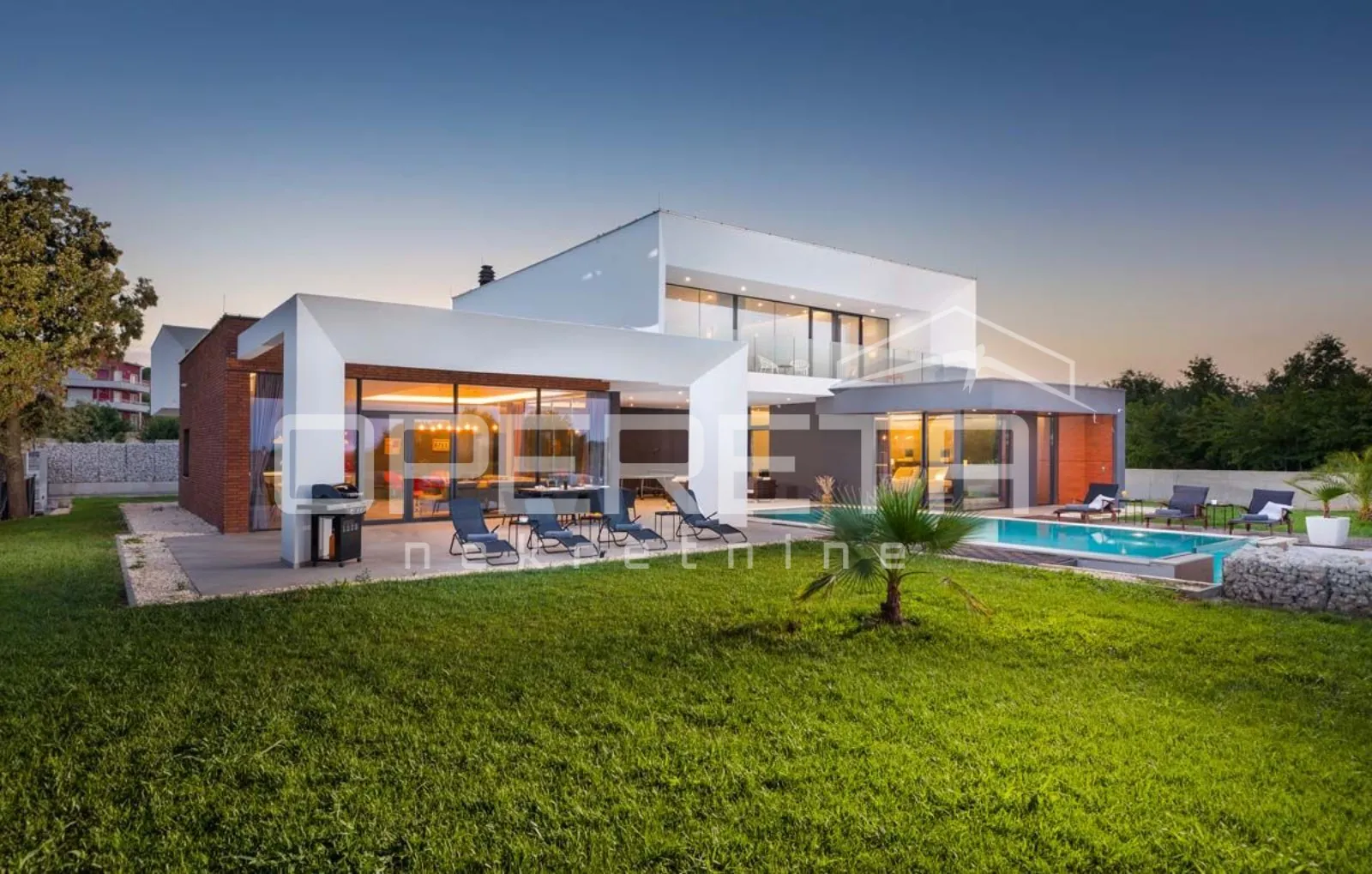 Luksuzna SMART HOME villa s Infinity bazenom 400m od mora - Ližnjan