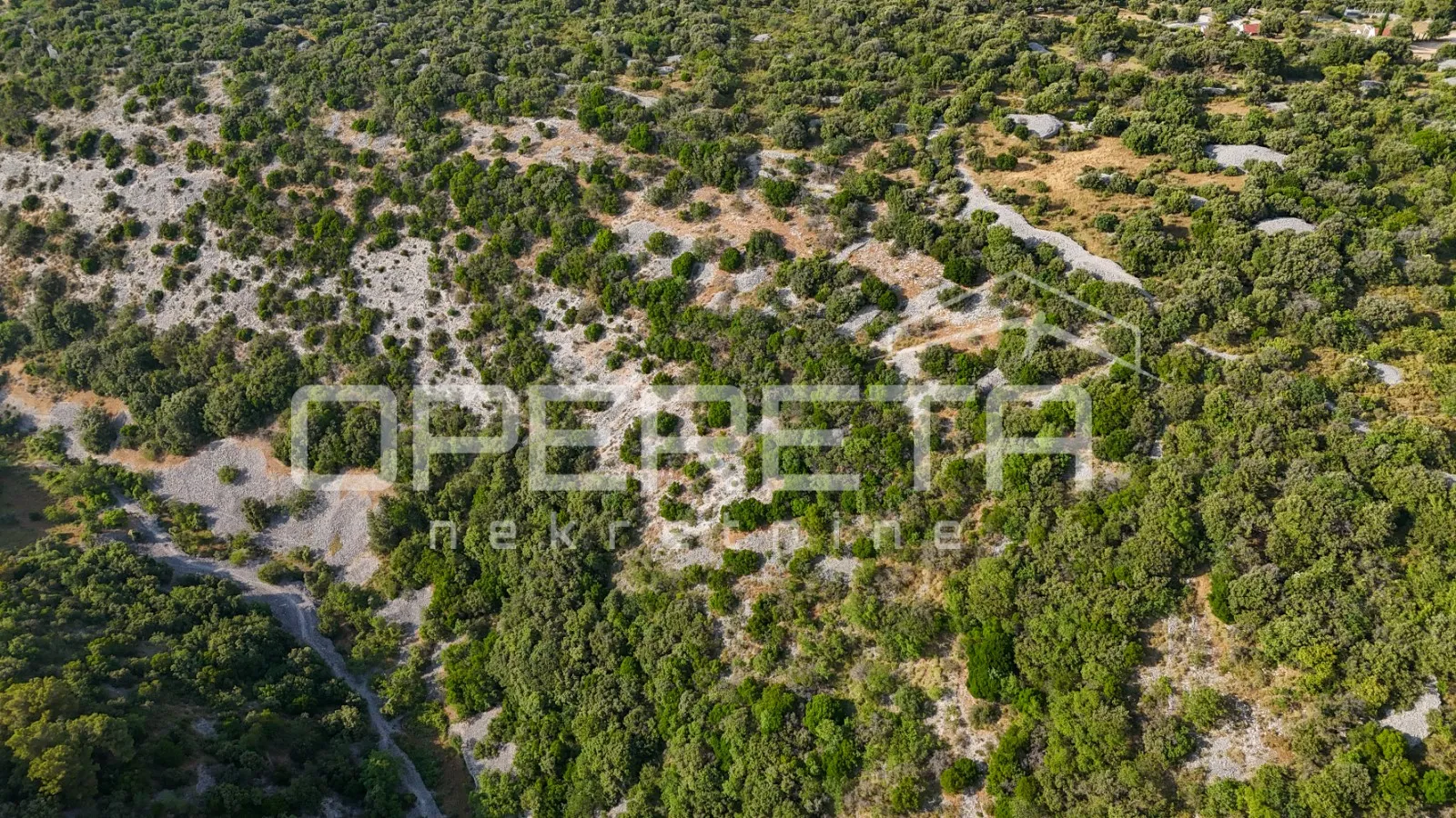 poljoprivredno zemljište u srce otoka, 29.000m2, škrip, brač - slika 25