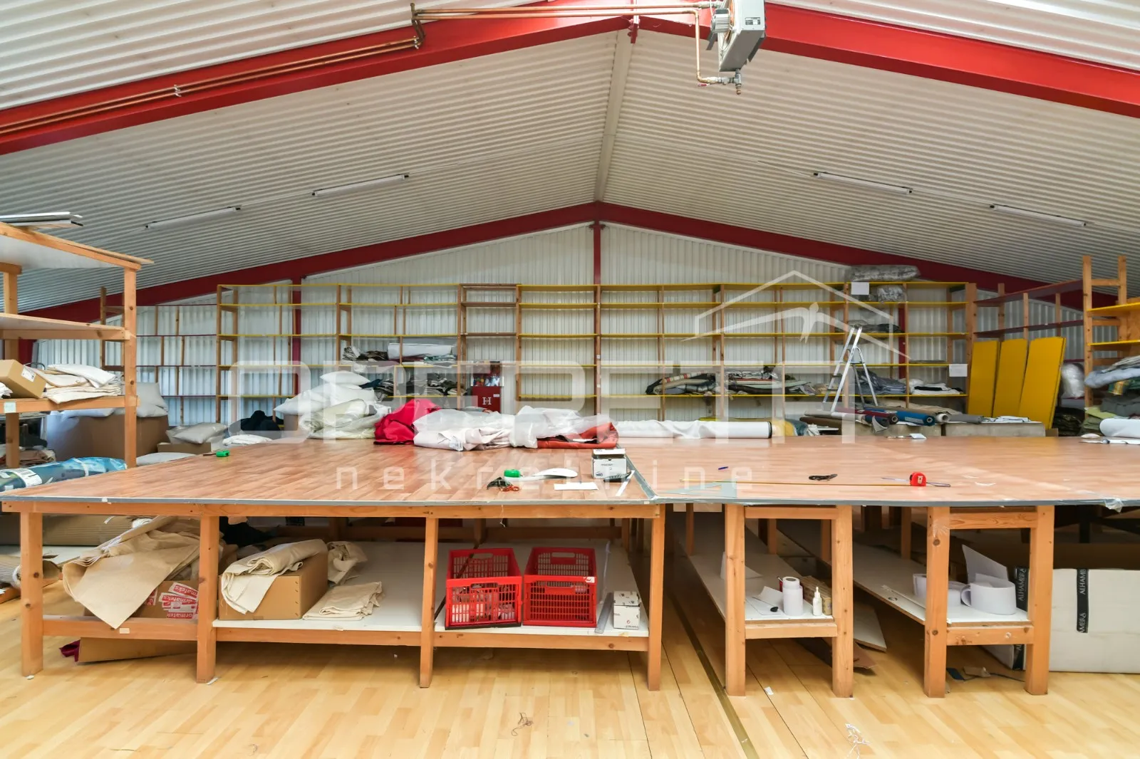 prodaja, poslovna zgrada, karlovac okolica, lug 74, 700m2 - slika 42