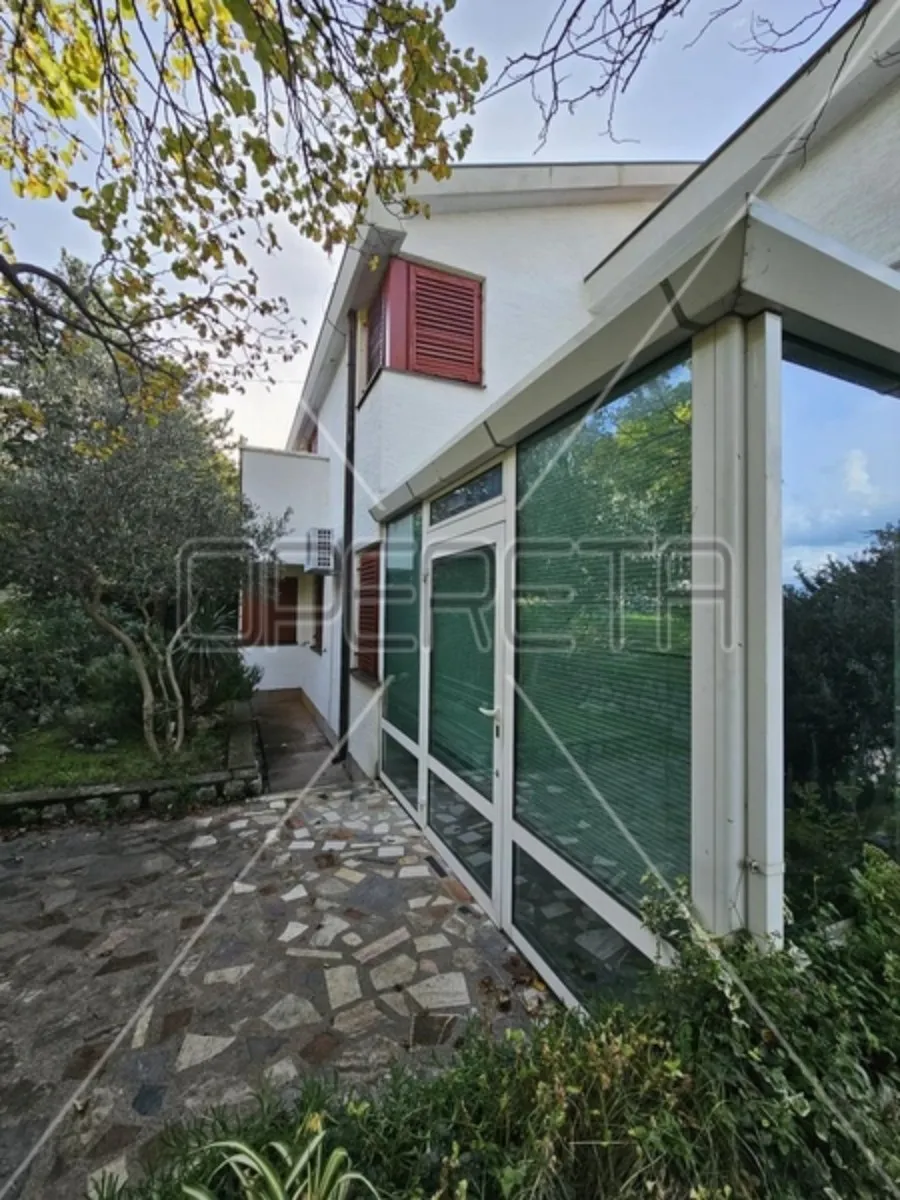 stambena vila s otvorenim pogledom na more, klenovica, novi vinodolski - slika 13