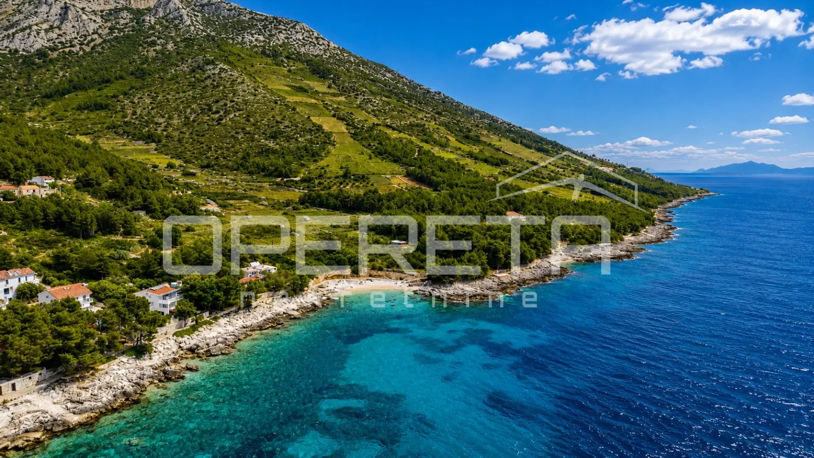 građevinsko zemljište s dozvolom u 2. redu od mora, hvar - slika 2