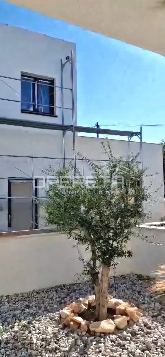 luksuzna vila s panoramskim pogledom – seget gornji - slika 12
