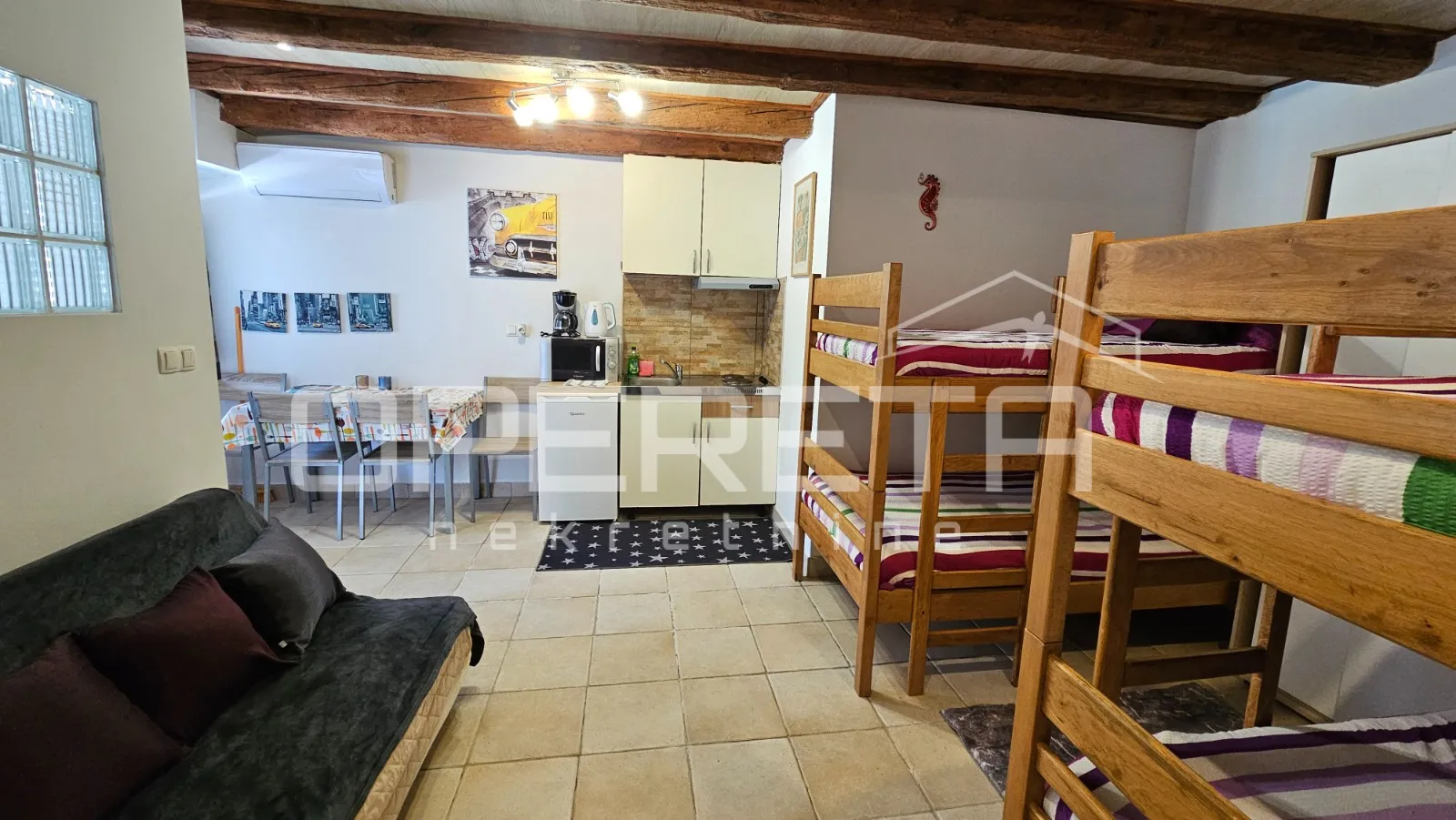 zadar, arbanasi – kuća s bazenom i 6 studio apartmana - slika 5