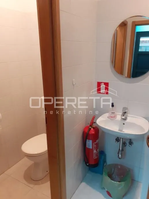 poslovni prostor prodaja, karlovac, šulekova 38m2 - slika 6